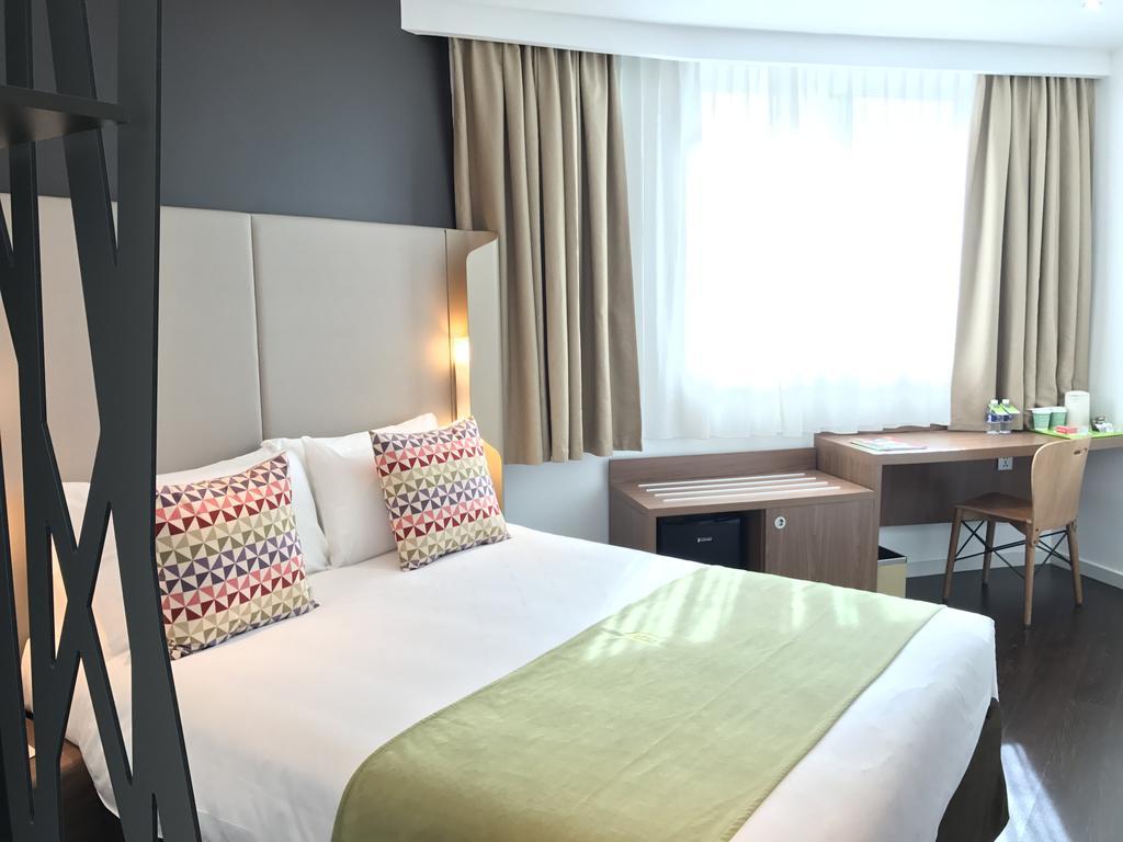 Campanile Shanghai Bund Hotel Exterior photo